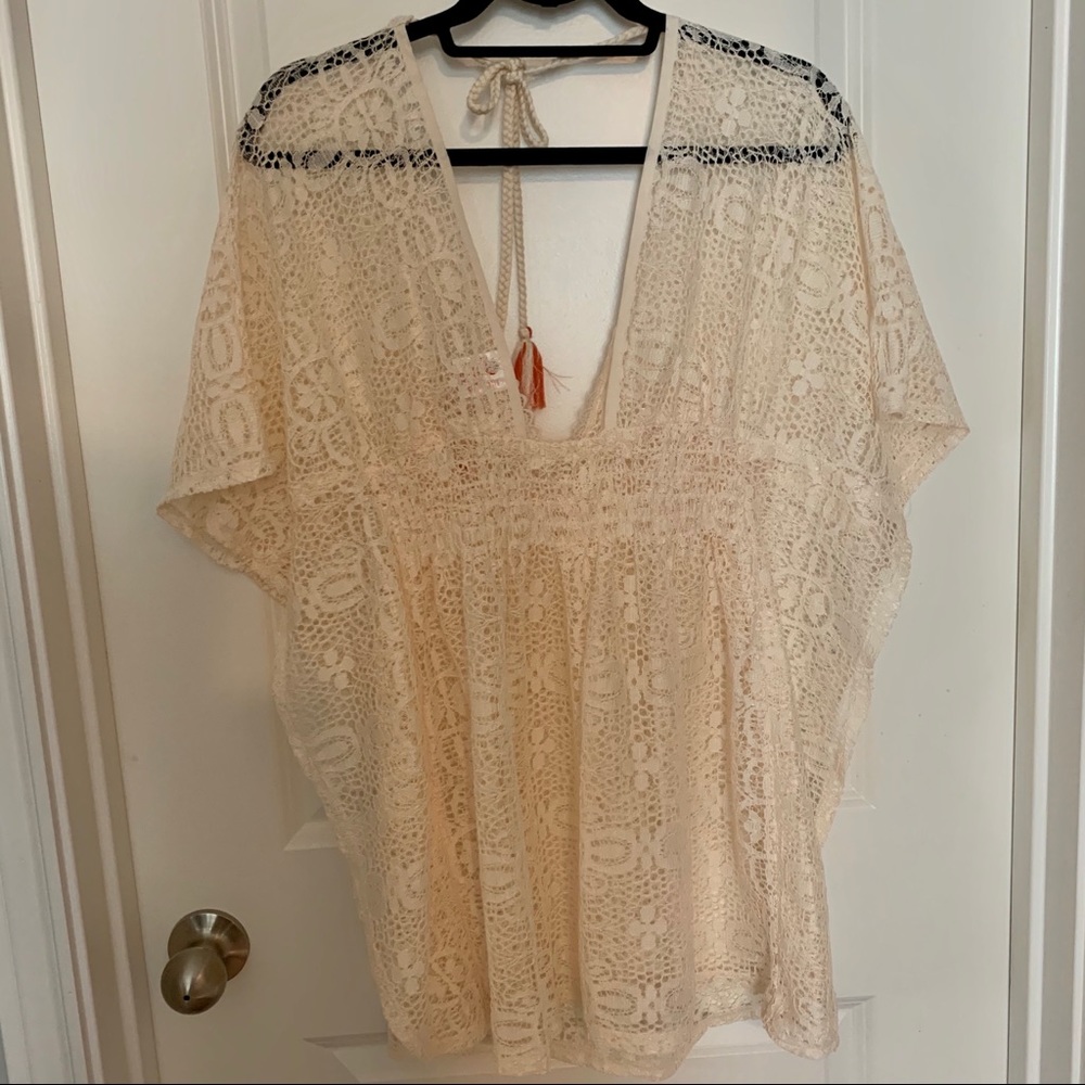 White crocheted beach/pool/resort wear cover-up
